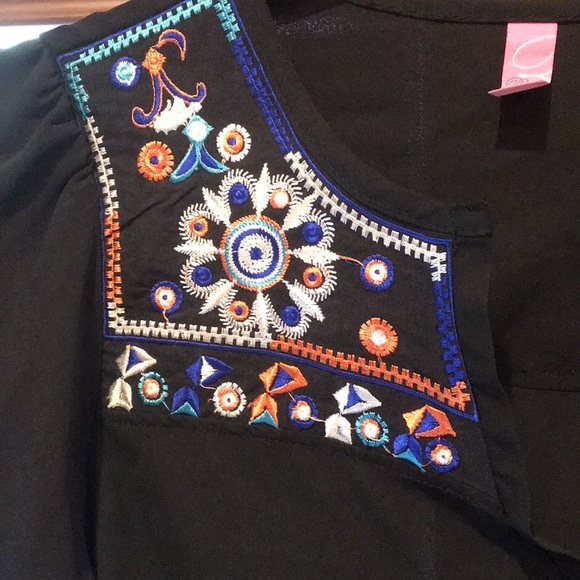 Embroidery neckline womens black small pullover blue/white/orange/teal shear - Picture 2 of 4